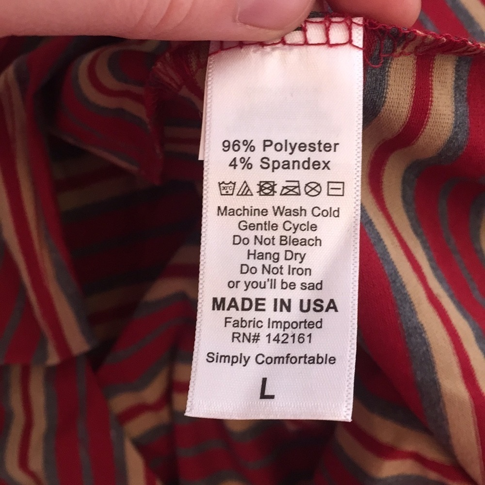 L‎ LuLaRoe Lynnae Top BB31 915 - Picture 5 of 5
